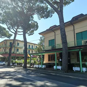 Flowers Hotel Montecatini Terme